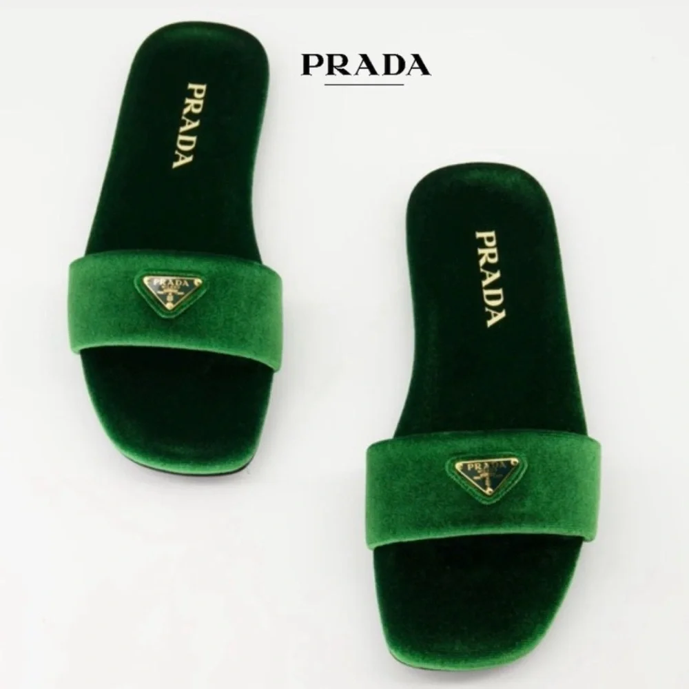 ♦️Prada Velvet Slide | Size F: 6.5 US / 36.5 EU | Color: Bottiglia | Brand New ✅ - Picture 1 of 4